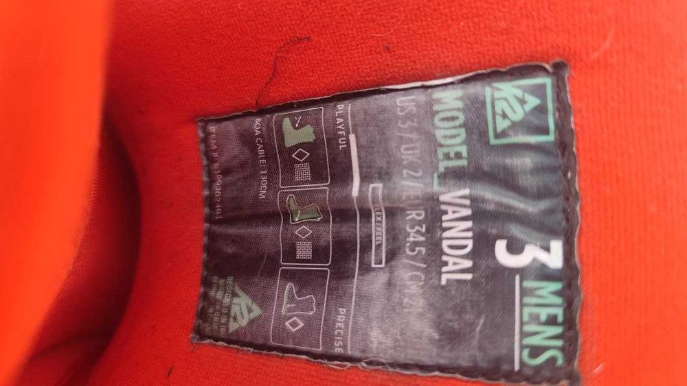 Продам детские ботинки+сноуборд K2