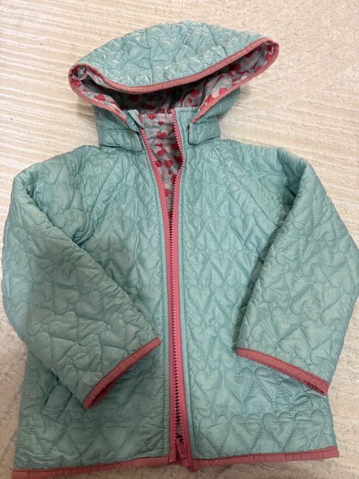 Продам курточки на весну, на 2-4 годика