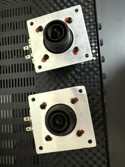 Beringer 12 incha i visoki