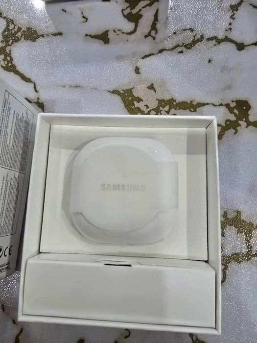 Наушники Samsung Galaxy Buds FE