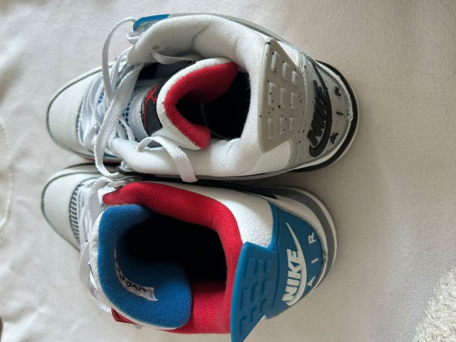 Крлссовки Nike Air Jordan 4