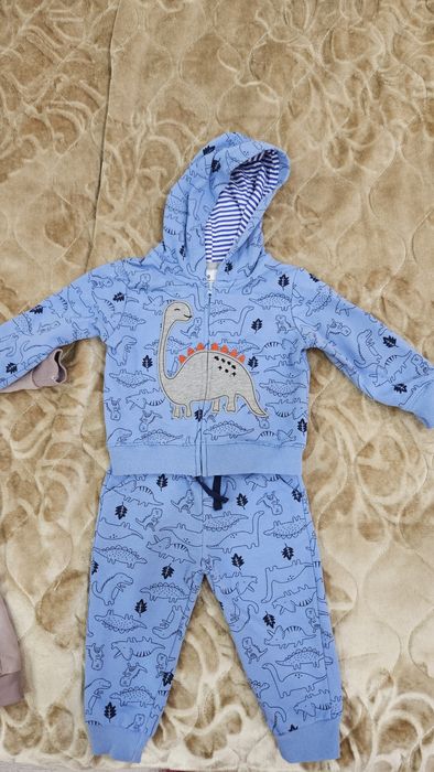 Куртка и двойки на 6 мес