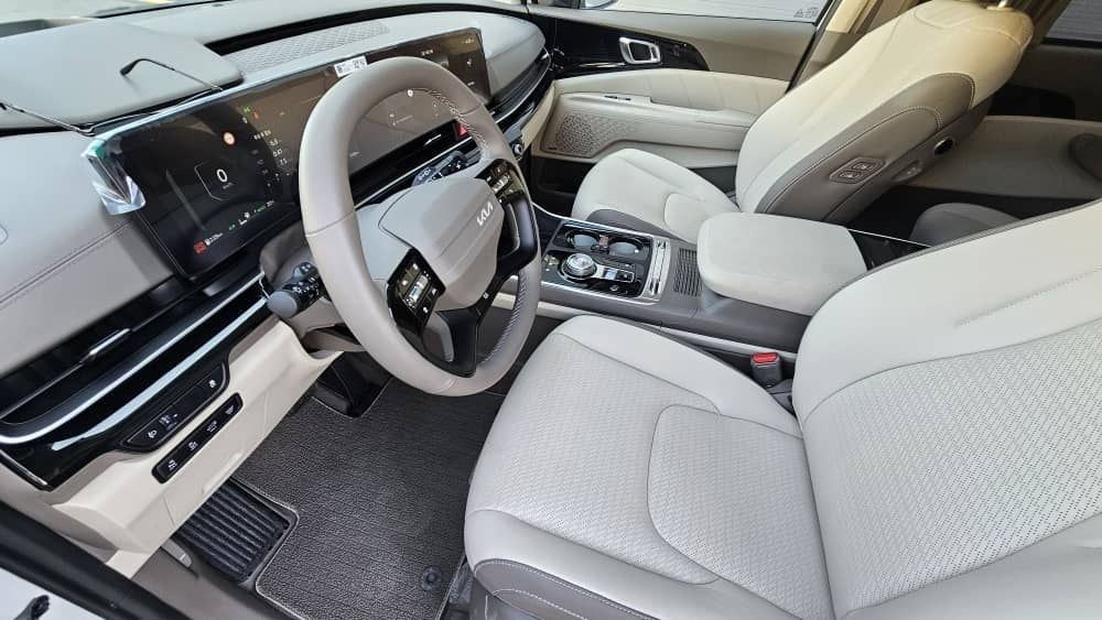 Kia Carnival Hi Limousine