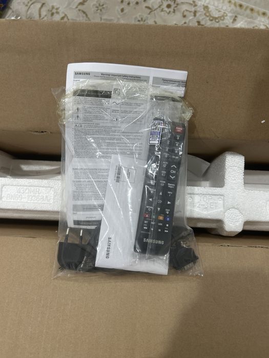 LED-дисплей 43” Samsung