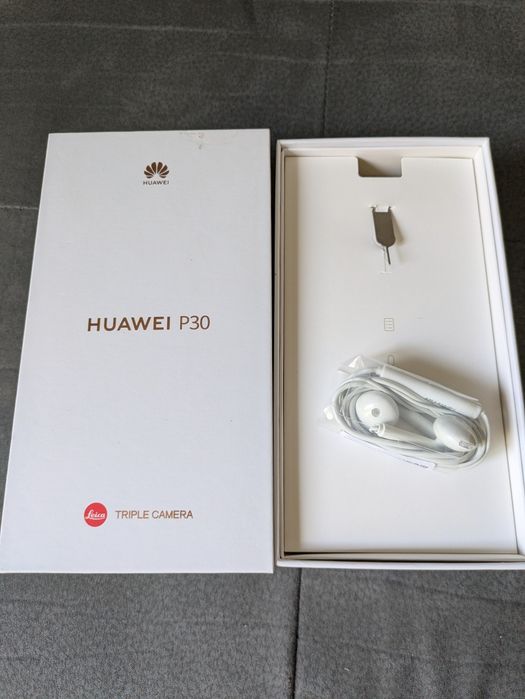 Huawei P30, 6GB RAM, 128GB, dual sim, Google play, син цвят