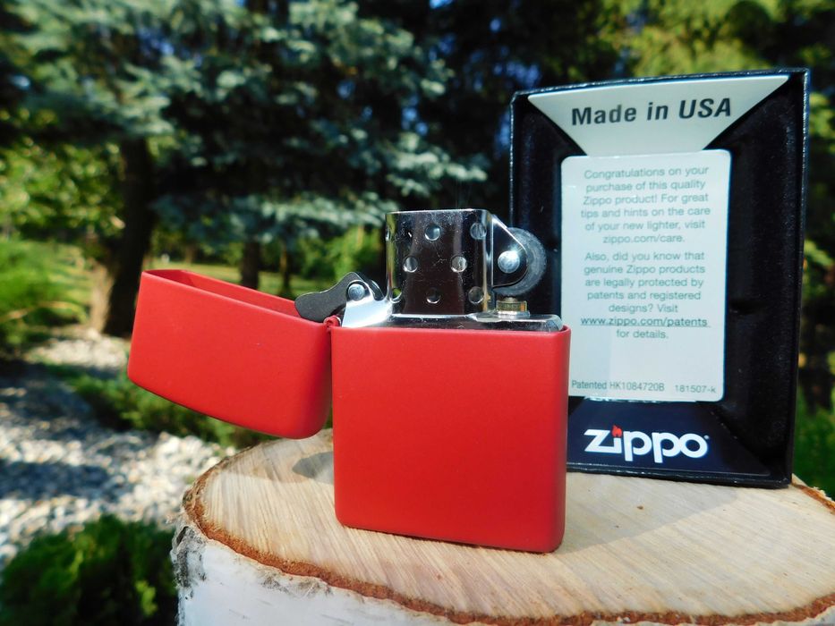 Bricheta Zippo 233 * SUA * NOU