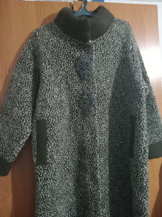 Продам пальто новый