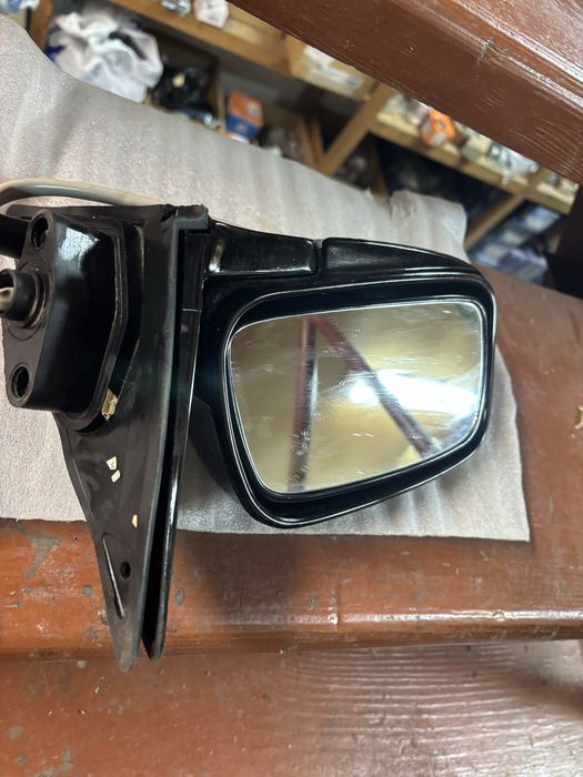 Боковое зеркало камри 10