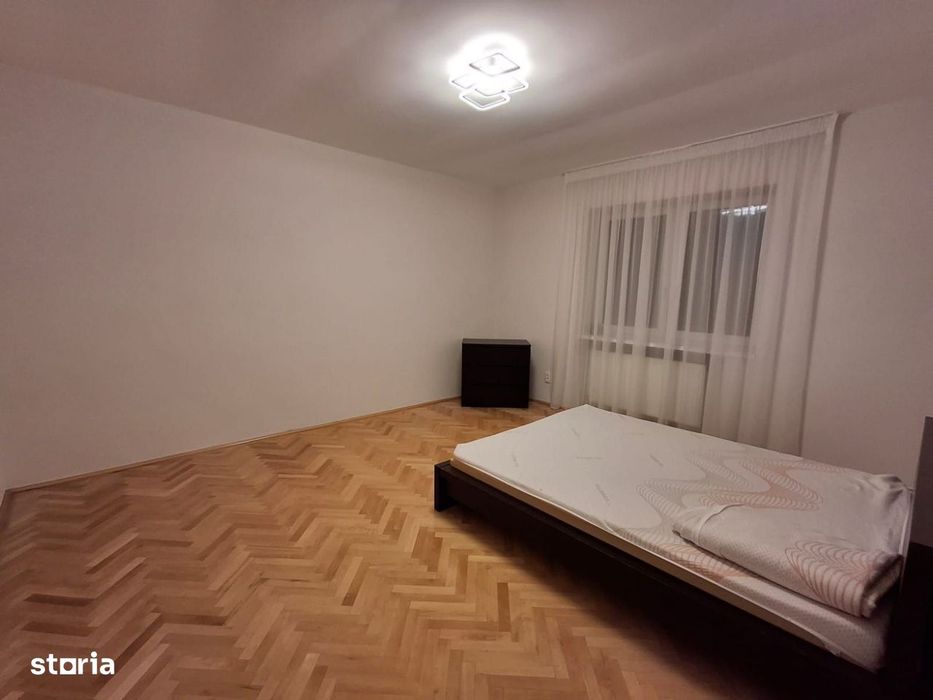 Apartament cu 3 camere la vila, de vanzare, zona Stefan cel Mare, Sibi — fotografia 2