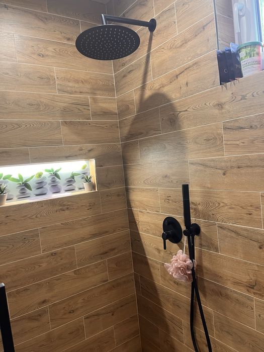 Дава се под наем Двустаен апартамент в Бургас, Меден рудник - зона В - 60 кв.м за 382.5 € - Снимка #1