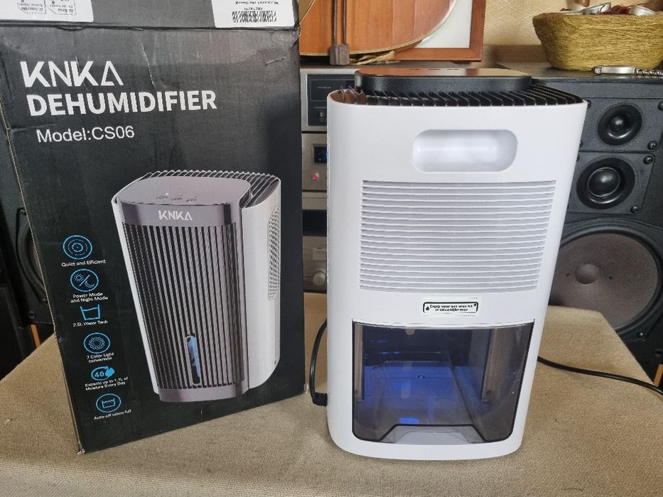 Dezumidificator KNKA 2,5 L. Nou.