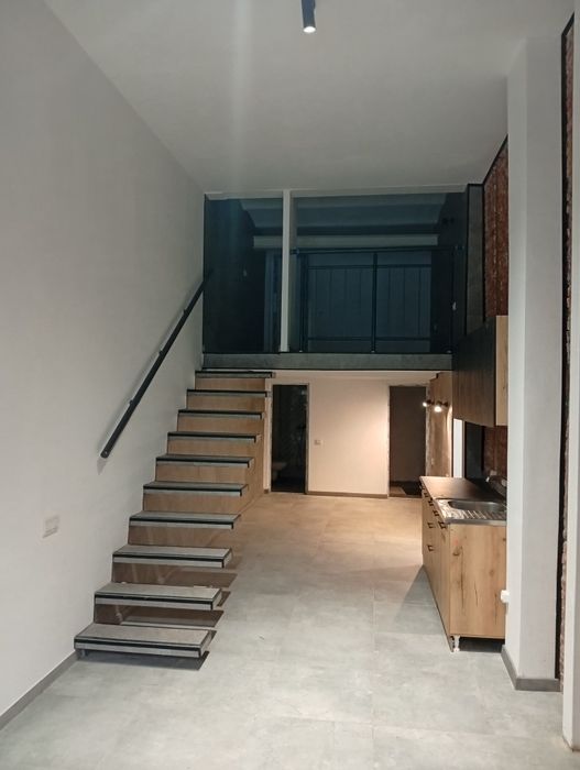 Дава се под наем Офис в Варна, ЖП Гара - 80 кв.м за 997.05 € - Снимка #8