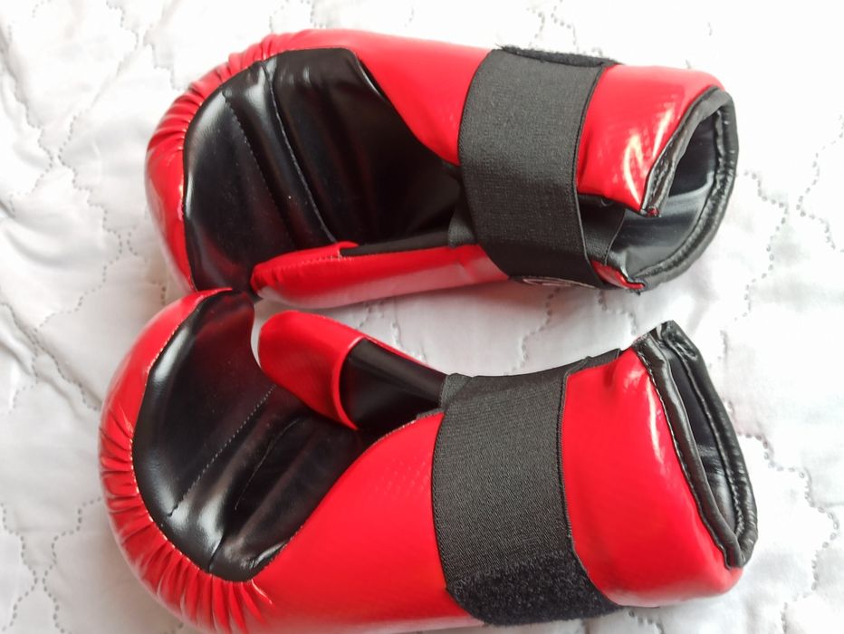 Ръкавици за таекуондо 6-8 и 8- 11г възраст