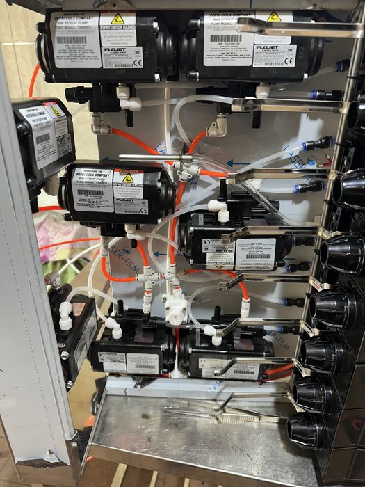 новий. разливной аппарат газ вода