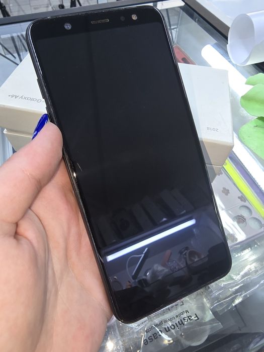 Продам телефон Samsung A6+