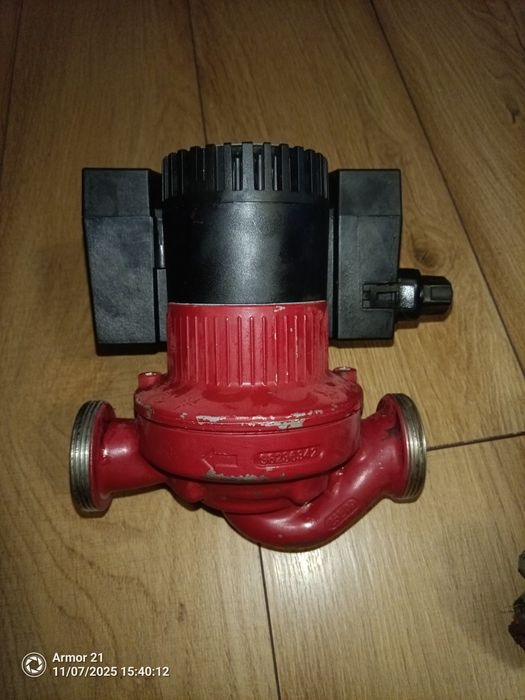 Циркулационна помпа Grundfos MAGNA 32 - 100 N 180