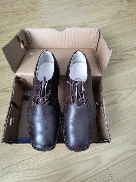 Pantofi militari iarna