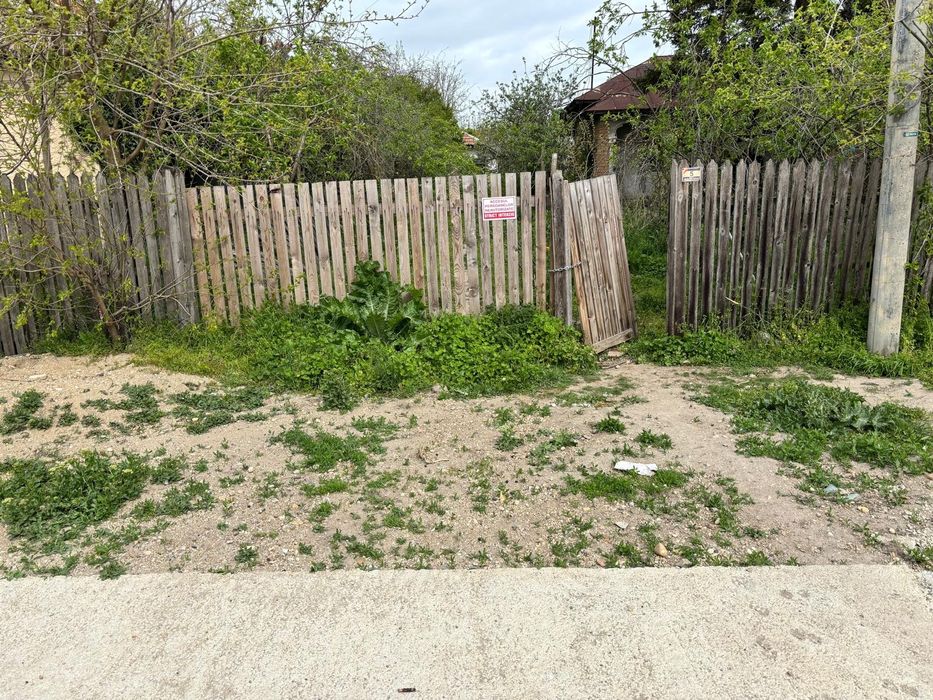 Teren intravilan cu casa Mavrodin