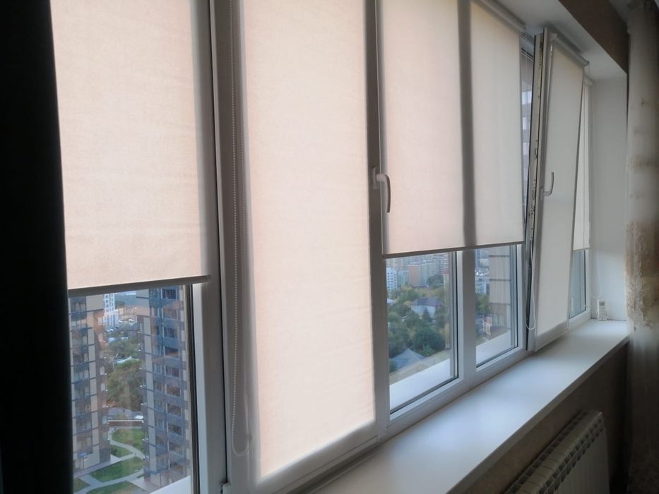 Ролл шторы и жалюзи