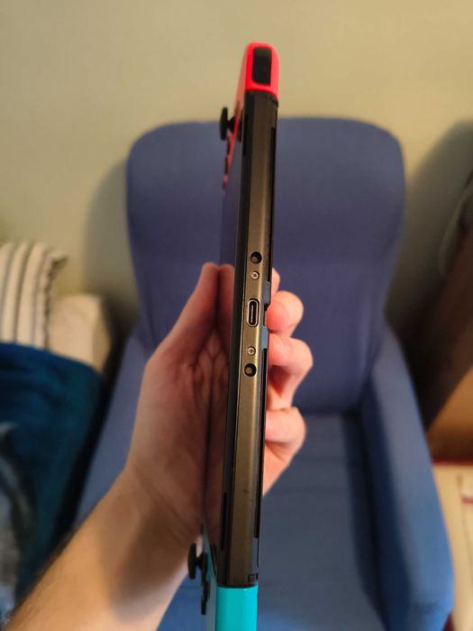 Nintendo Switch OLED la cutie modat card 128GB cu jocuri + husa