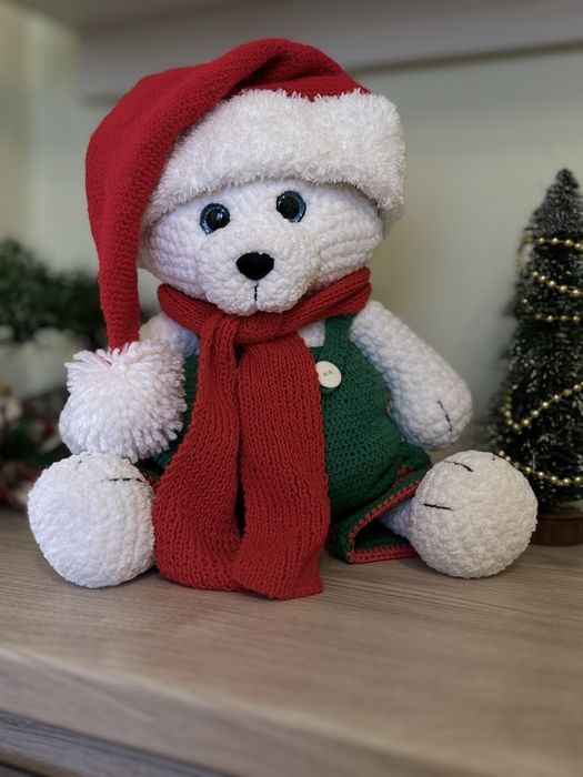 Вызаный мишка ручной работы