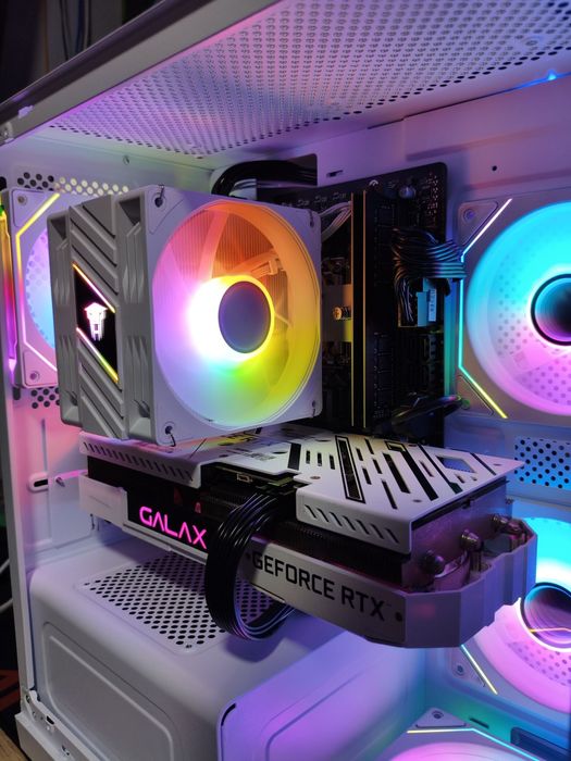 Ryzen 7 7800X3D RTX 3060Ti DDR5