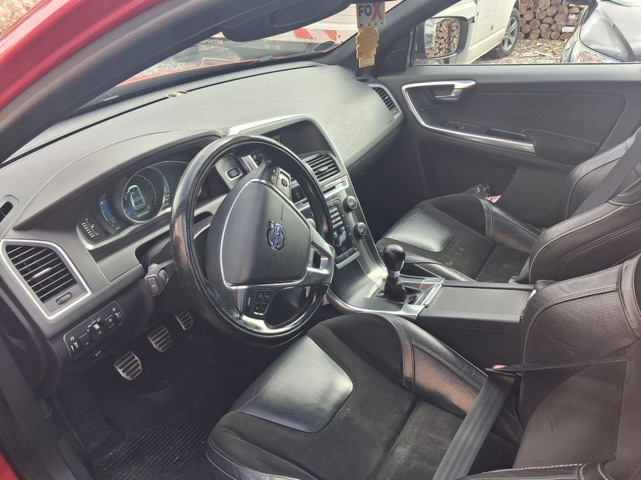 Vând Volvo  ×C60 4×4