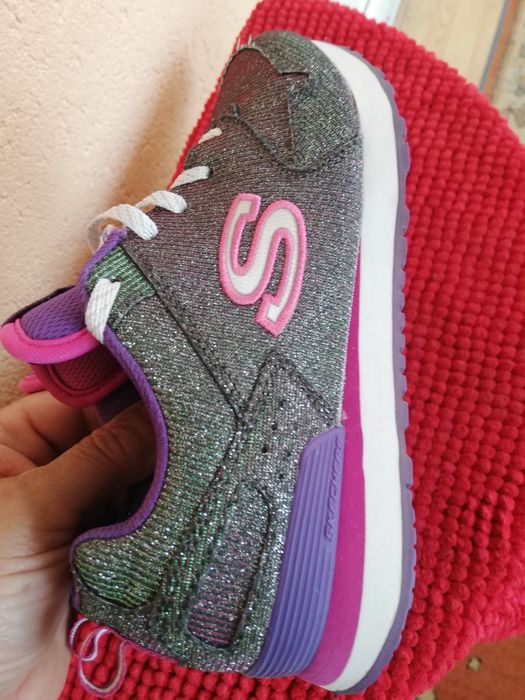 Adidași Skechers nr 35 fete cu sclipici
