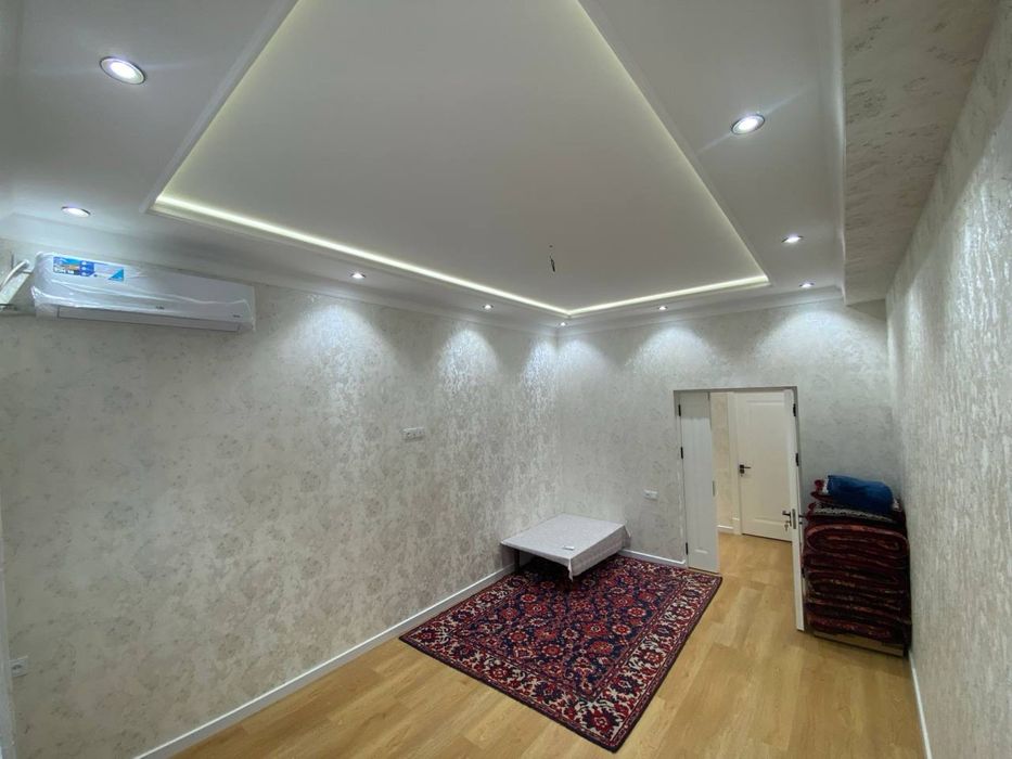 Srochno sotiladi sergili 2-bekat 4+xona 1-etaj