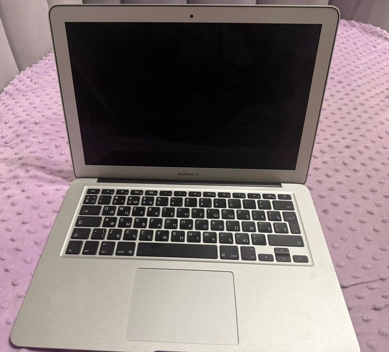 MacBook Air 13" (Mid 2011) / Core i5