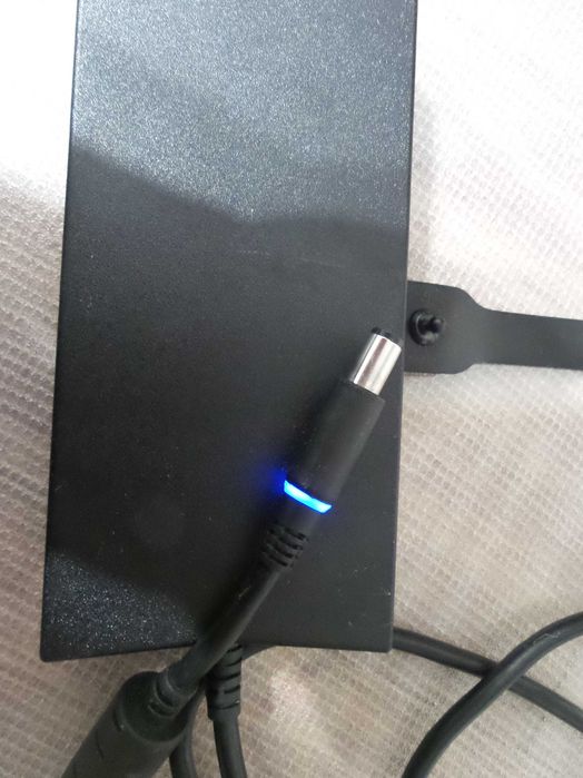 vand alimentator pentru leptop dell
