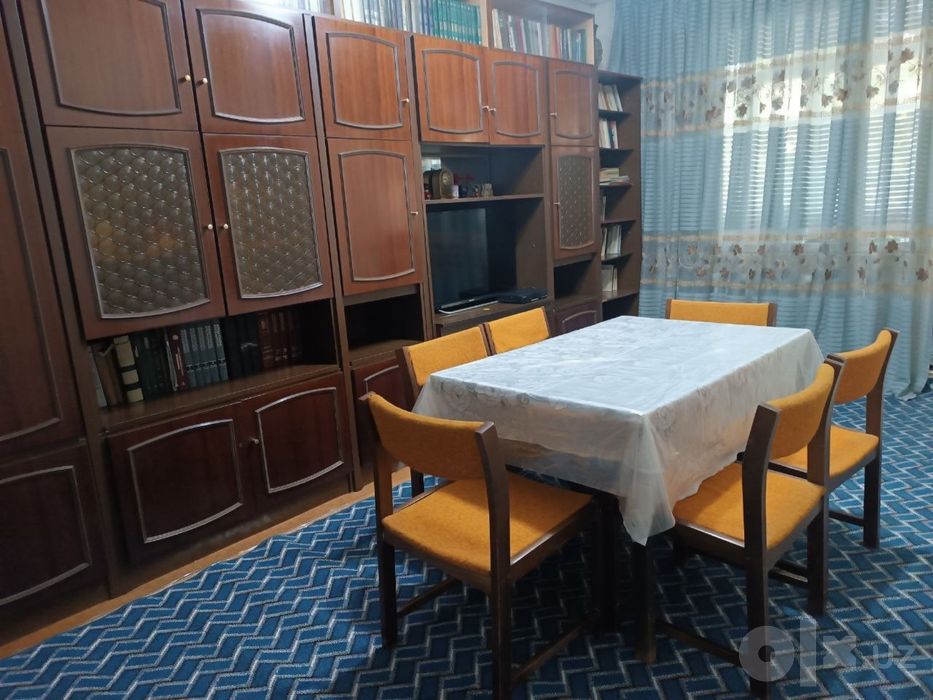 Квартира 2-комнатная на Чиланзар 19-квартал. 51м2. Средний ремонт.