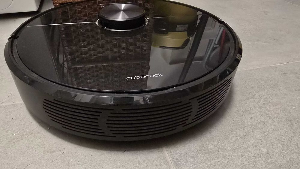 Vand Robot  aspirare Roborock 3 S60 14 senzori,perie Dupont,Mop,WiFi