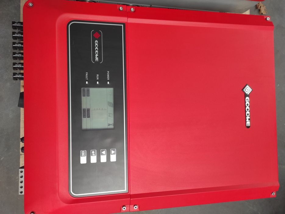 Соларнu инверторu Huawei Sun2000-60KTL-M0, Goodwe GW25K-DT и GW50KS-MT