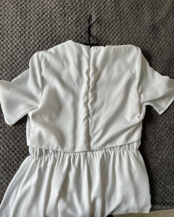 Rochie alba eleganta