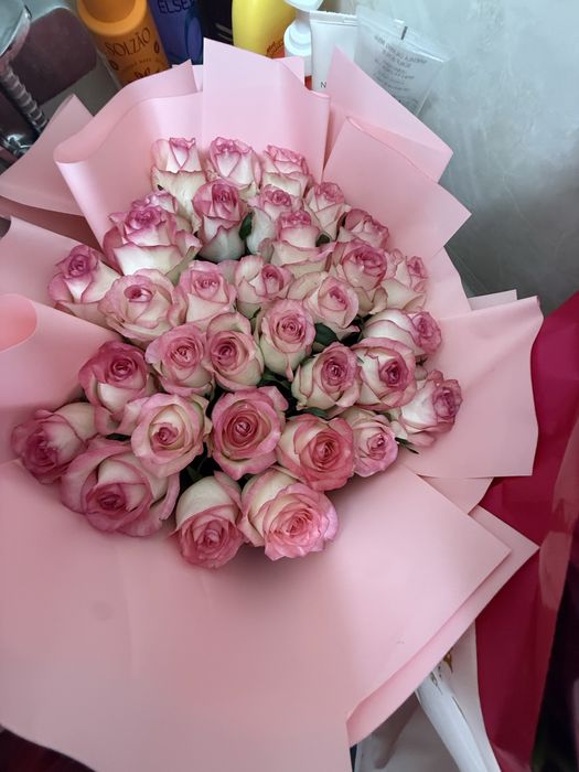 Цветы розы свежие