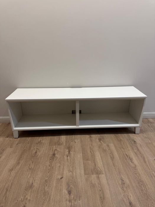Продаю тумбу под телевизор IKEA