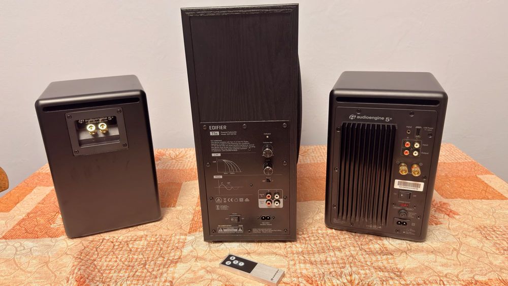 Активни колони Audioengine A5+ и субфер Edifier T5s