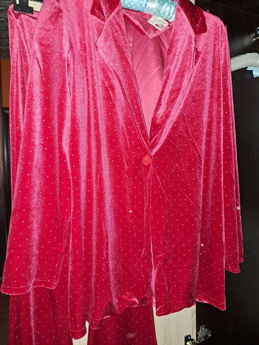 Дамски костюм 3 части