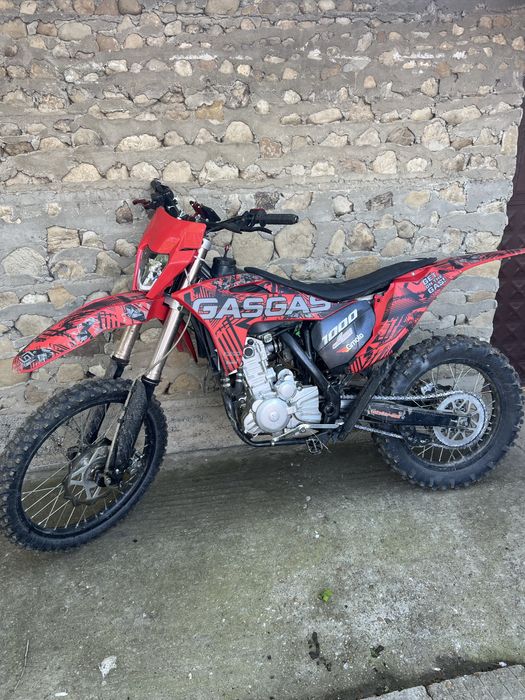 Cross 300 4T, 2026