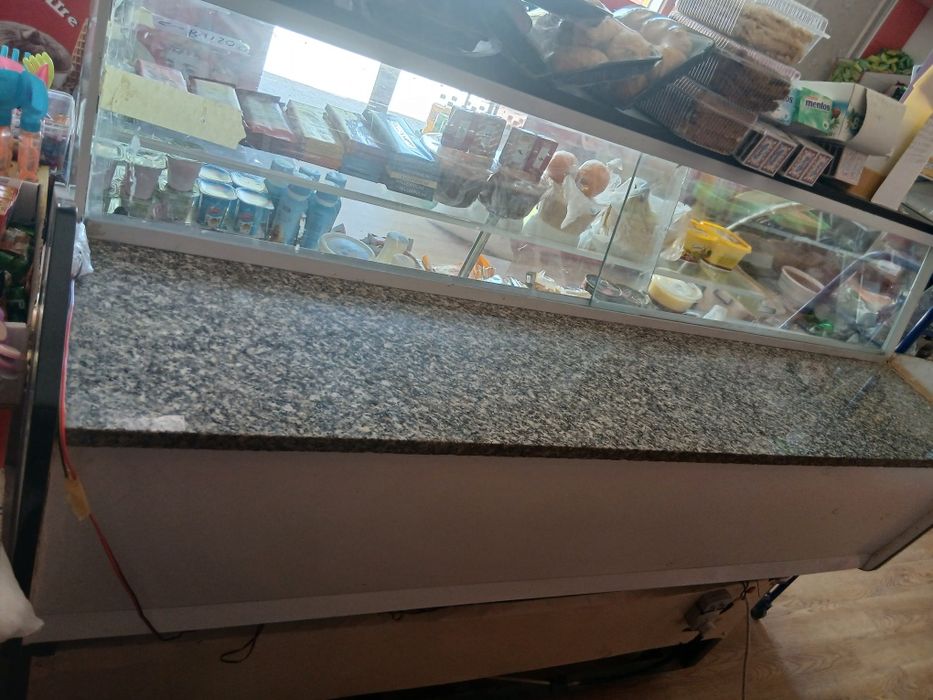 Холодильник для магазина