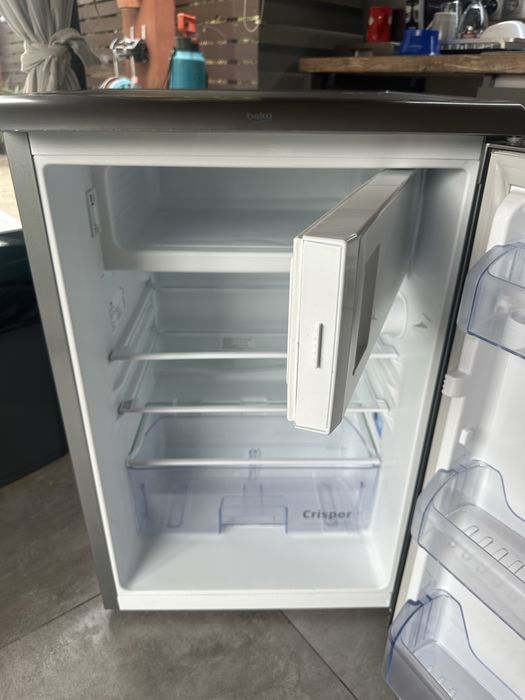 Хладилник ВЕКО перфектен  нов