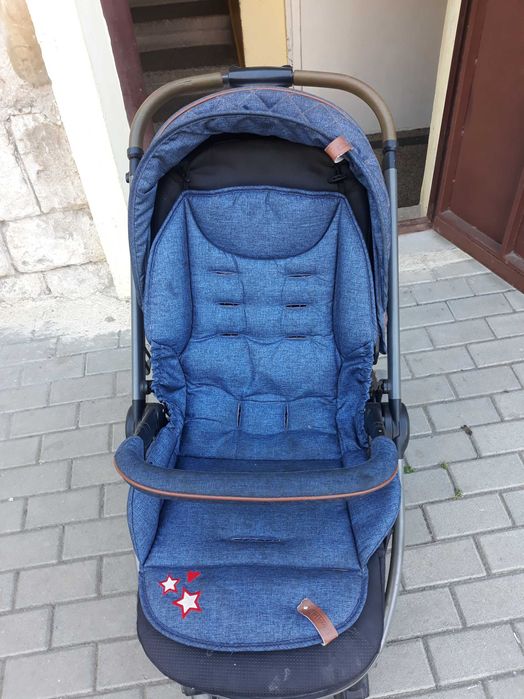 Бебешка количкa .