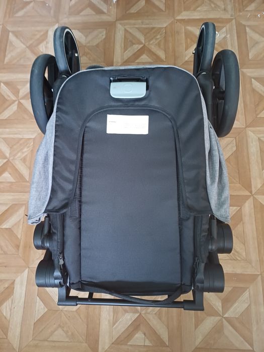 Продам коляску прогулочную