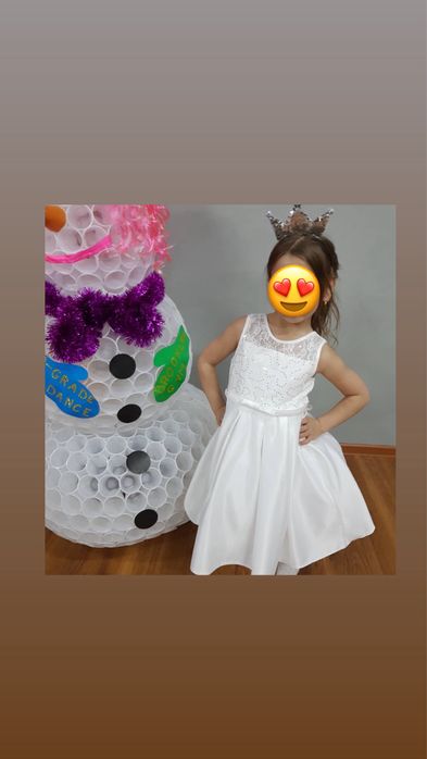 Платье на девочку 5-6 лет