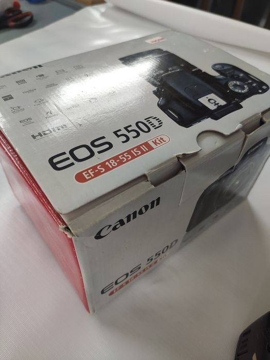 Фотоаппарат Canon 550D