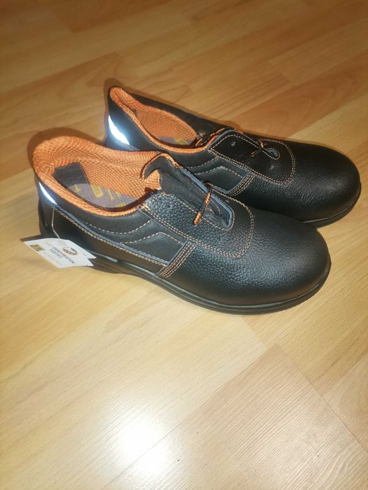 Работни летни обувки