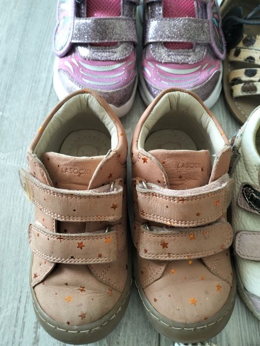 Vând Lot (sau separat)încălțăminte copii.