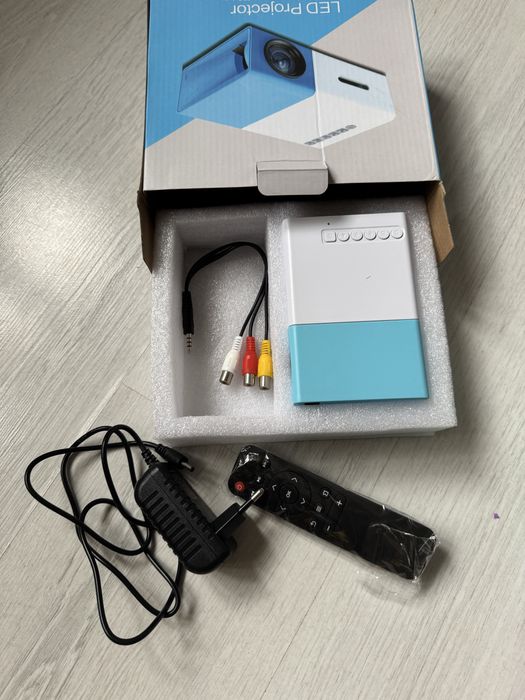 Проектор сатылады