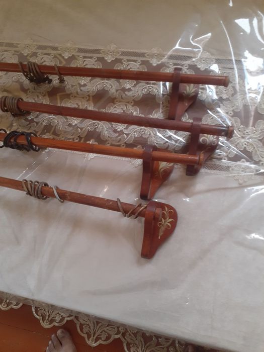 Продаеться декоративный мебельный карниз